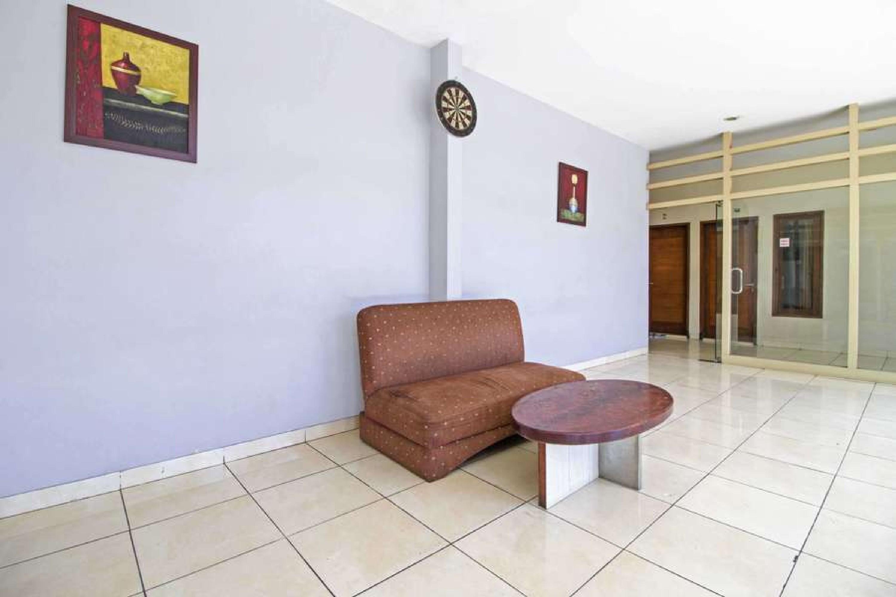 Hotel Reddoorz @ Pangeran Antasari 2 Cilandak  Exteriér fotografie